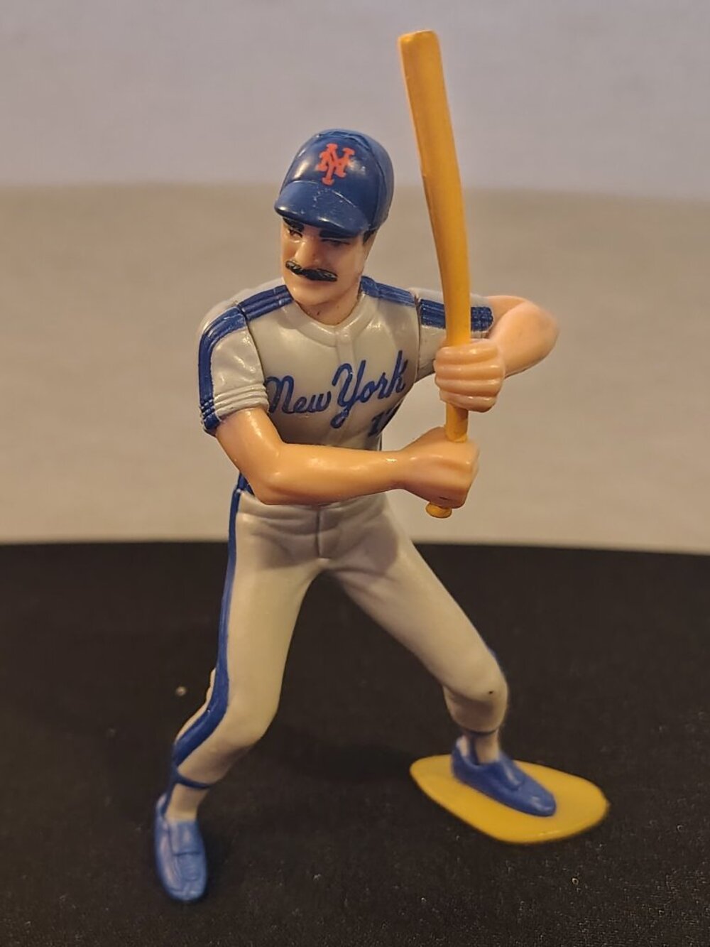 Keith Hernandez Kenner Starting Line Up Figure